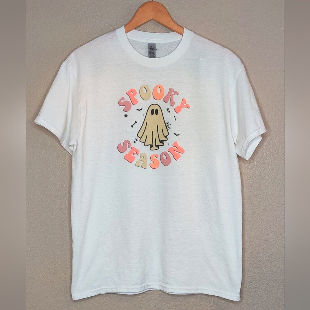Halloween Spooky Season White Ghost‎ T-shirt Medium